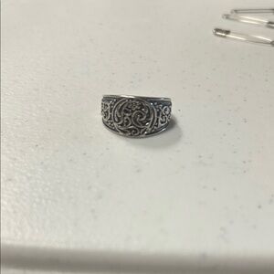 Montana Silversmiths Silver Scrollwork Band Ring